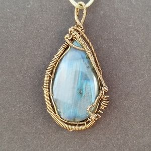 Labradorite Pendant